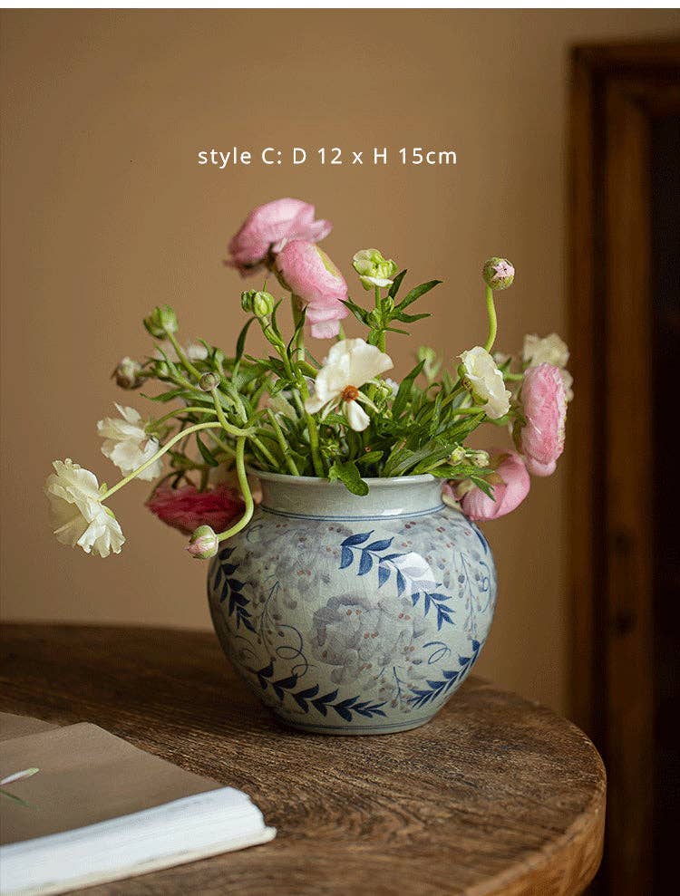 Gohobi Hand-painted Blue and White Vintage Vase