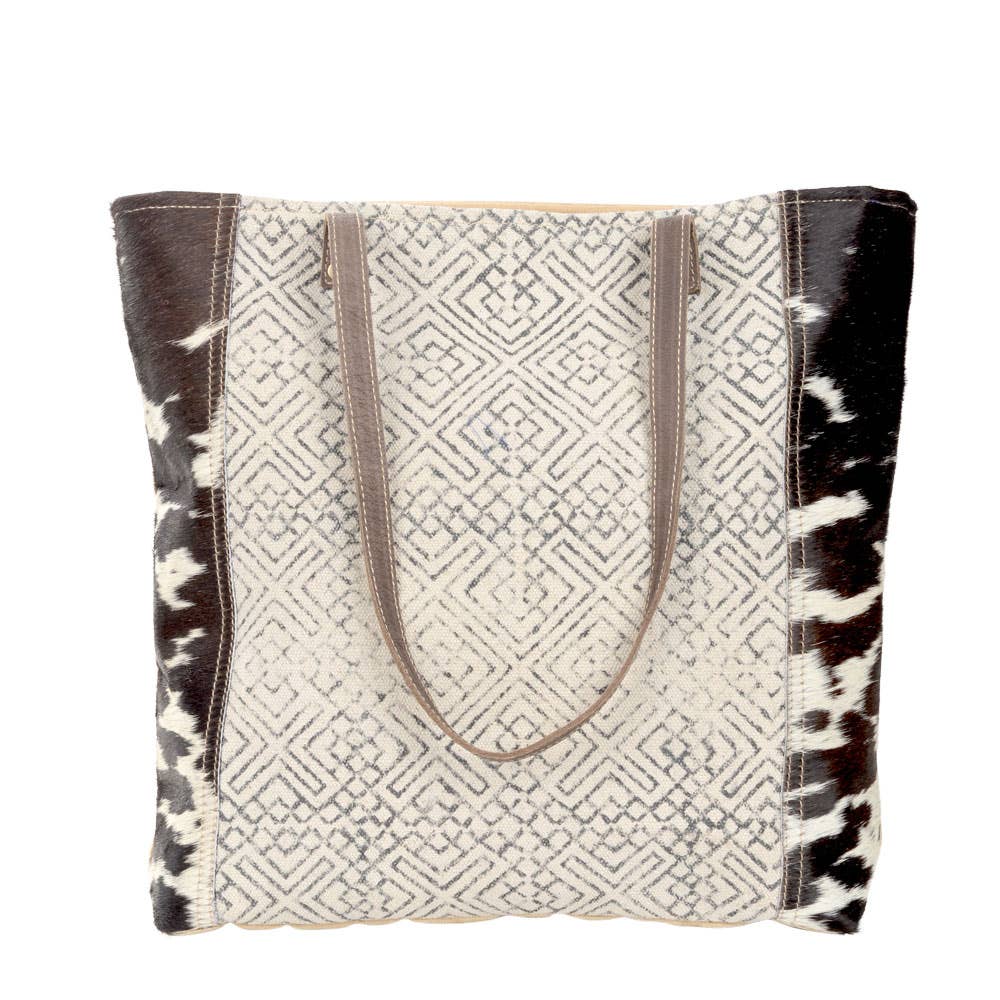 Geometric Front Panel Tote Bag With Cowhide
