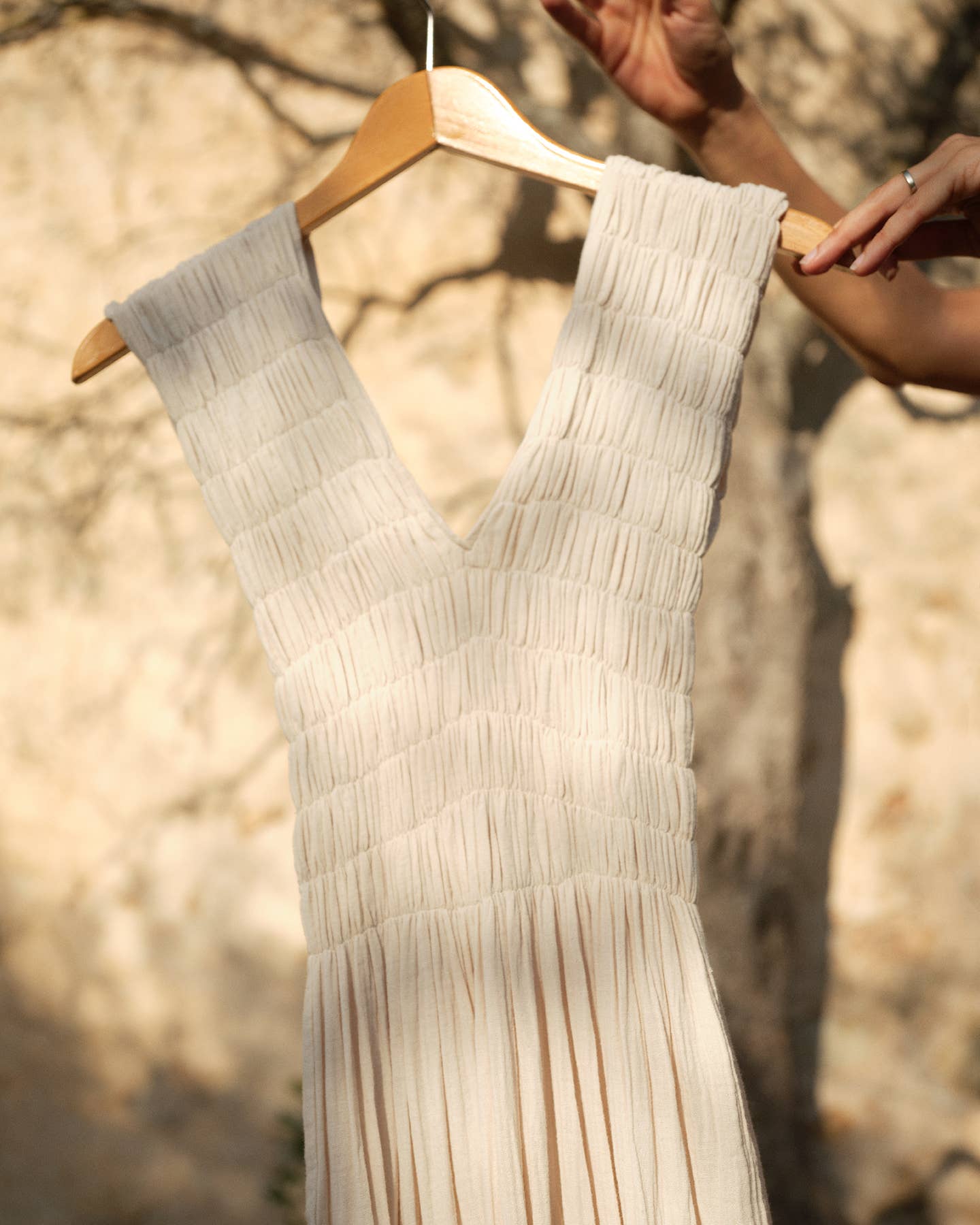 736 ALBAZER Gathered V-neck dress in beige organic cotton