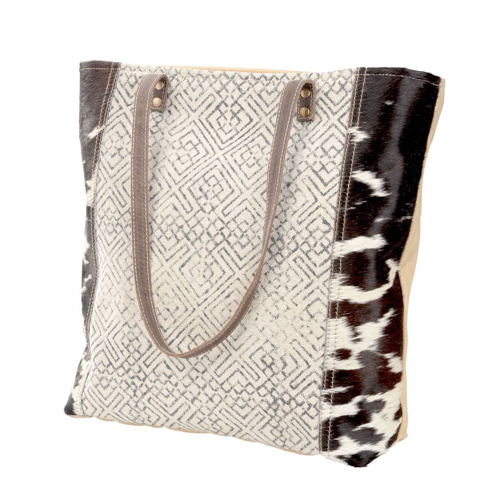 Geometric Front Panel Tote Bag With Cowhide