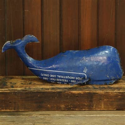 Reclaimed Metal Whale - Lrg