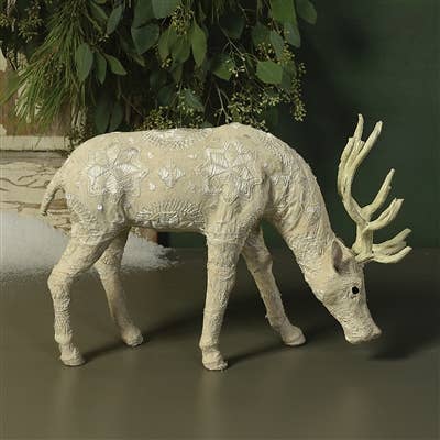 Scandinavian Stag Grazing - M- Embroidered White