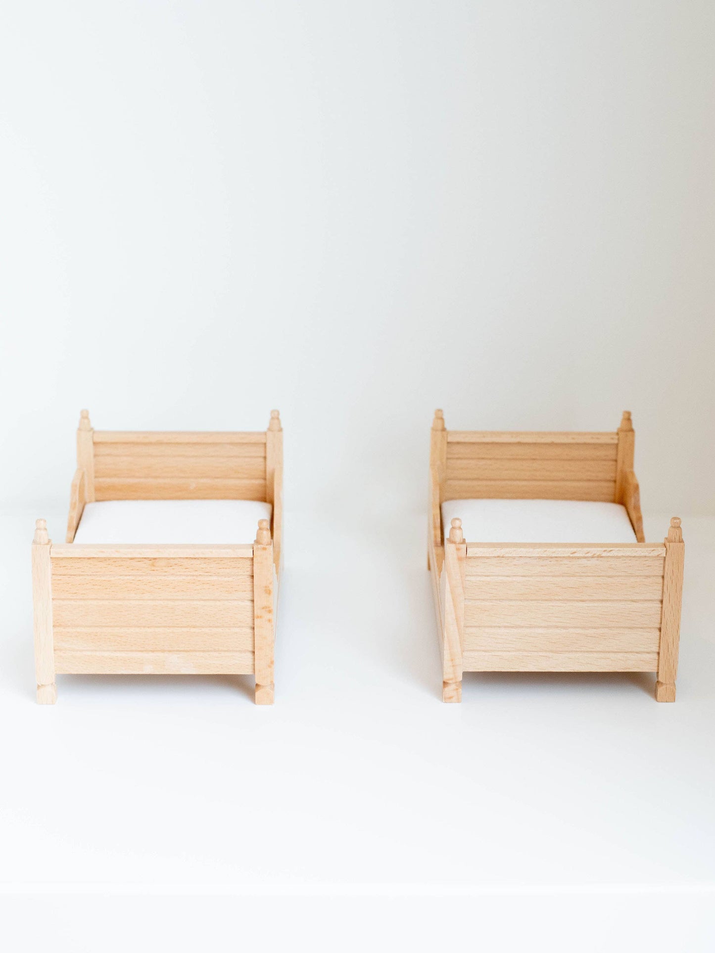 Dollhouse Edin Convertible Twin Bunk Beds | Natural Wood