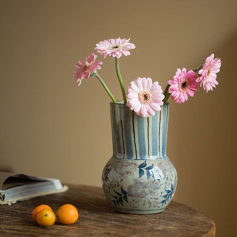 Gohobi Hand-painted Blue and White Vintage Vase