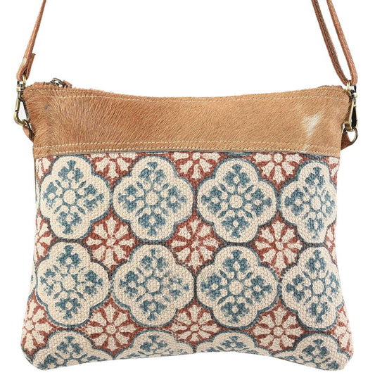 Crossbody With Brown Tones Canvas Rug