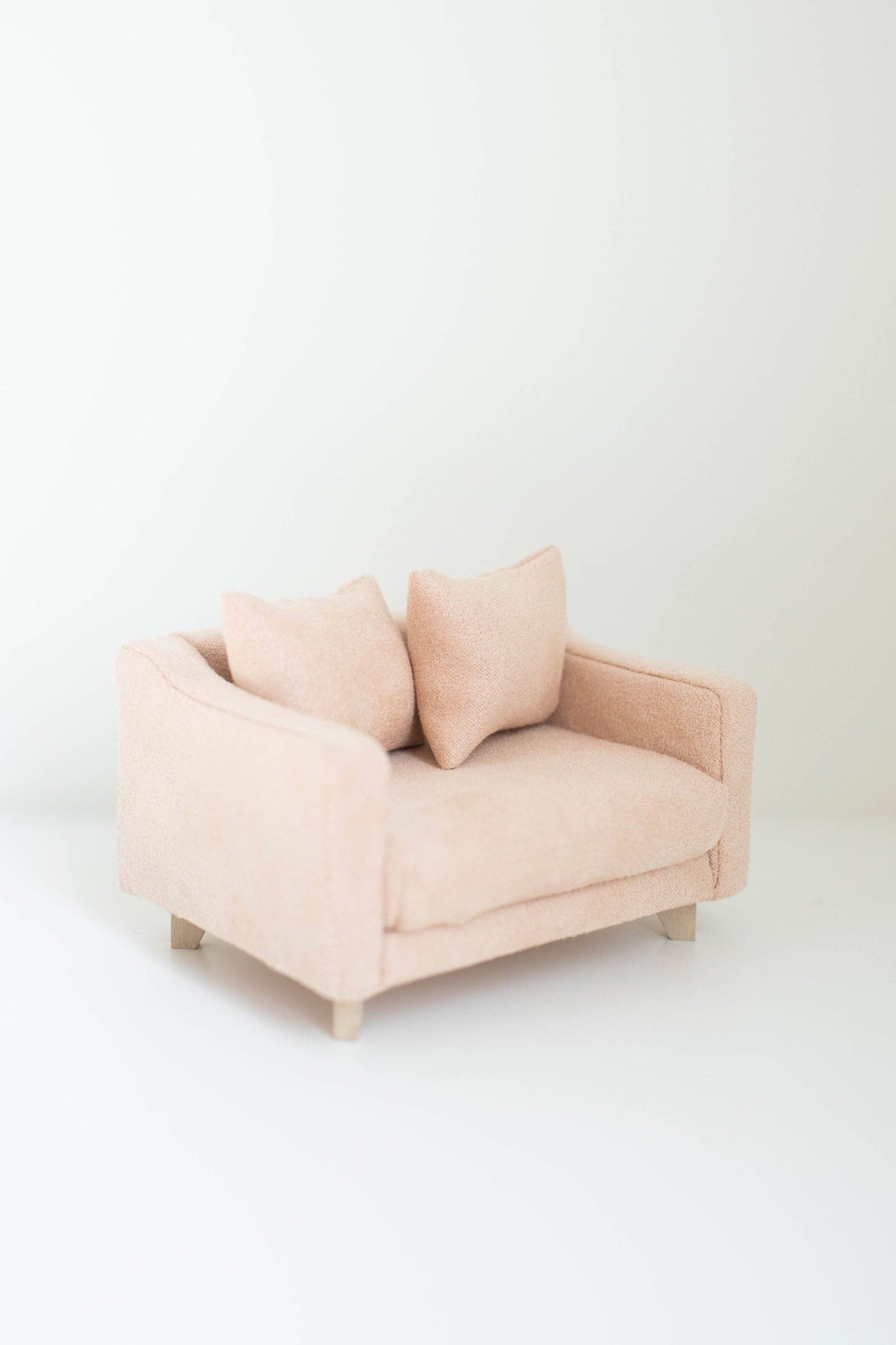 Dollhouse Adelaide Scoop Arm Accent Chair | Barely Blush