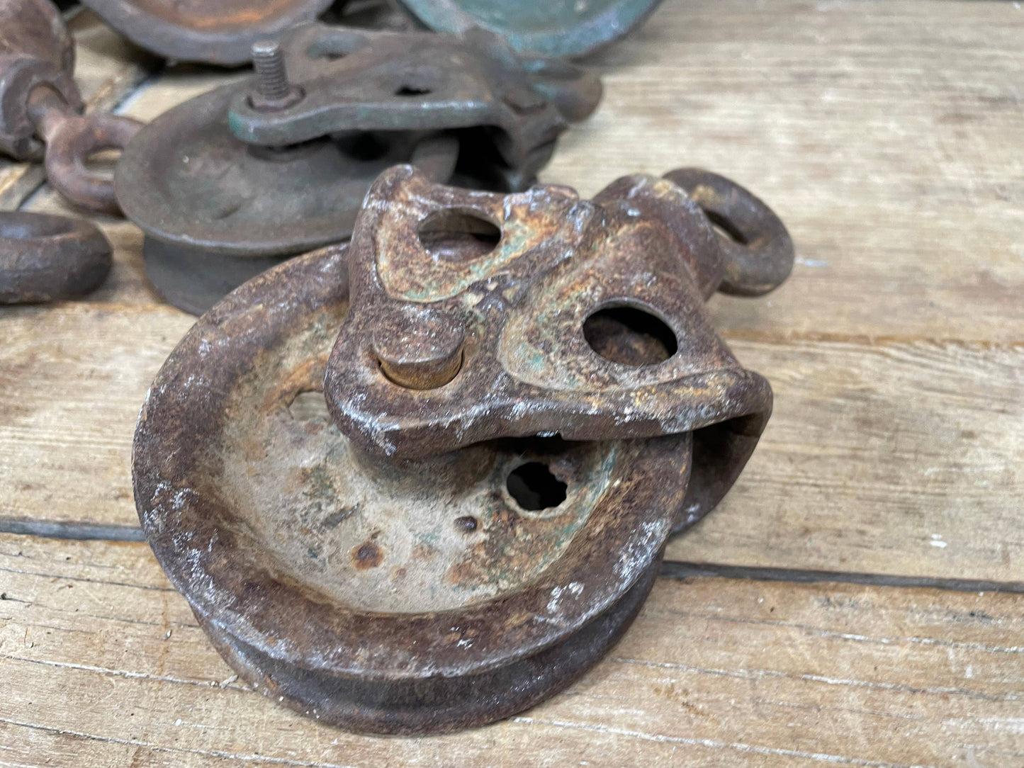 Antique Iron Pulley-Original-Vintage-Metal Iron Pulleys