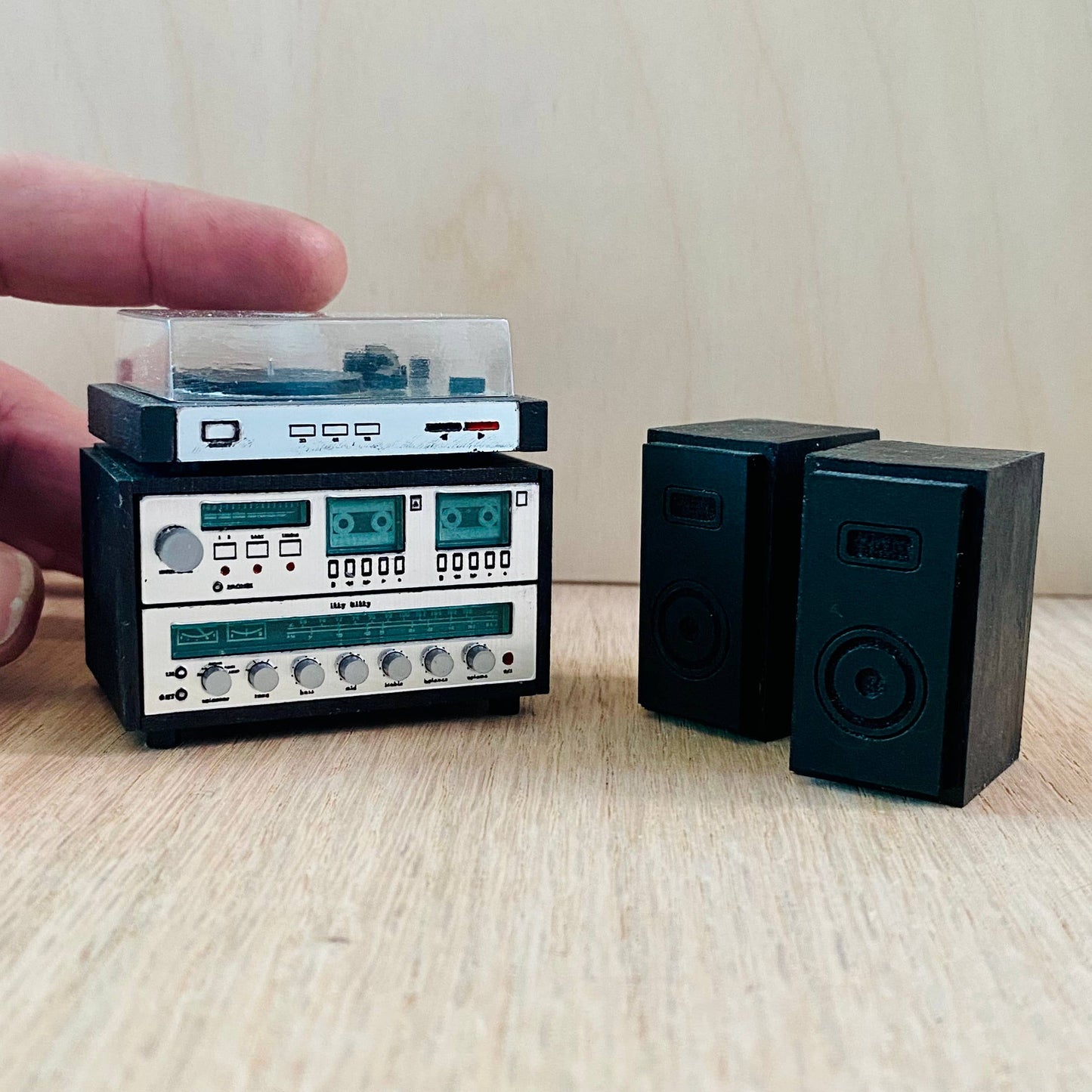 Miniature Stereo Stack Set 1:12 Scale