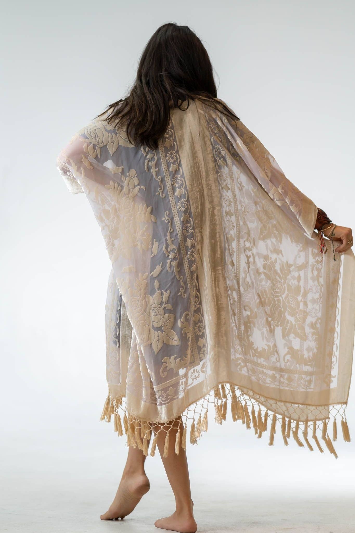 Winter Favorite: Crushin' On You Velvet Kimono - Nude