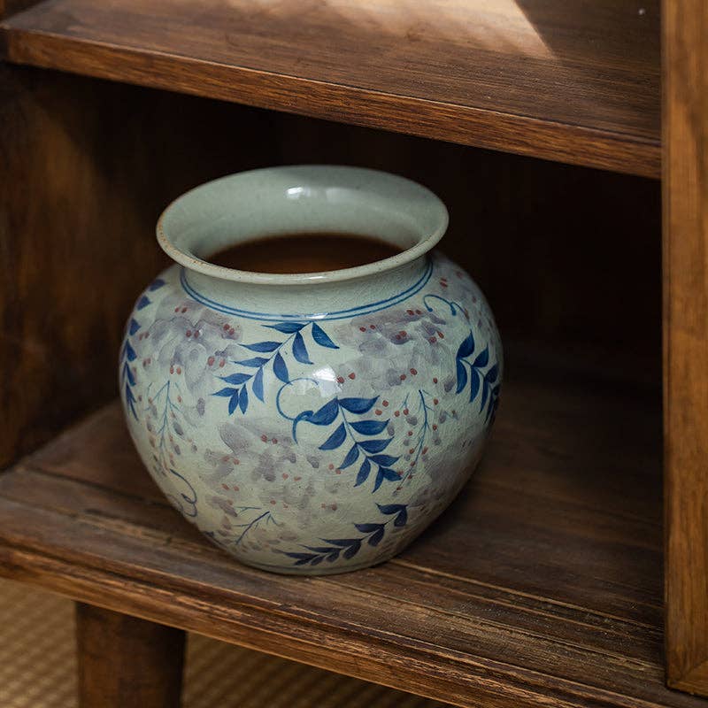 Gohobi Hand-painted Blue and White Vintage Vase