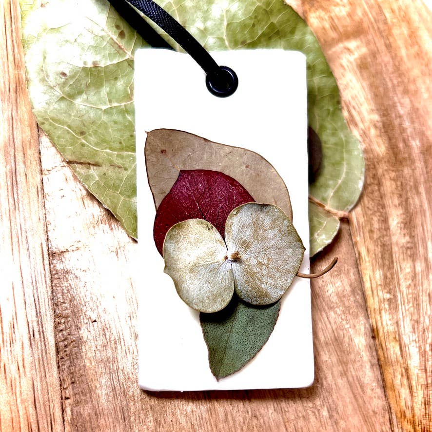 Breathe: Peppermint Eucalyptus Scented Wax Sachet