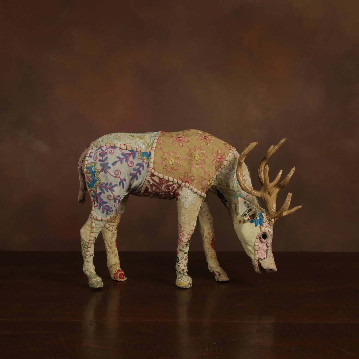 Bavarian Forest Stag  Grazing - M - Beige Sari