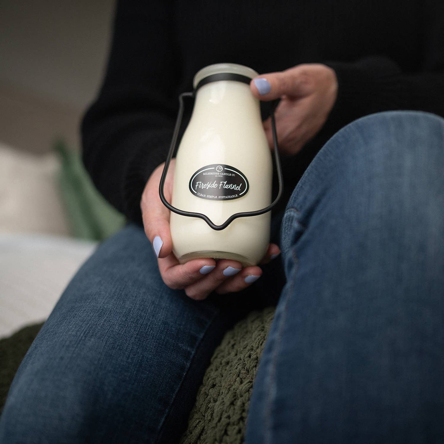 14 oz Milkbottle Candle: Fireside Flannel